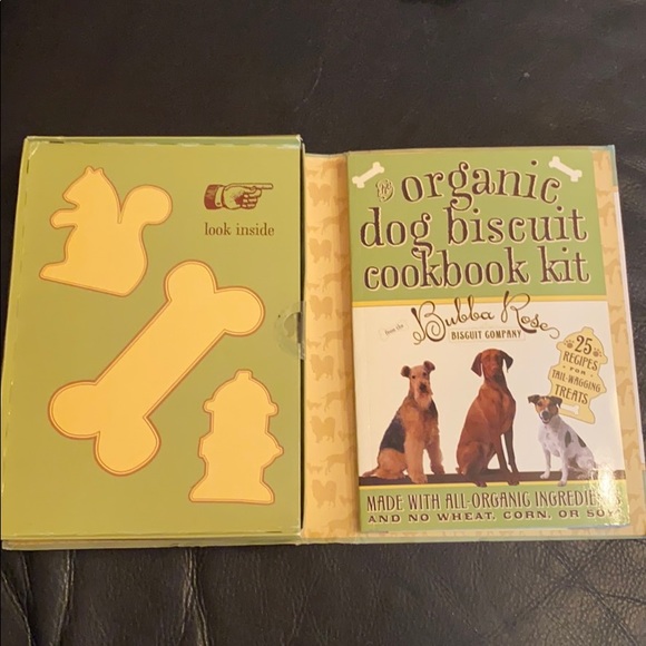 The Organic Dog Biscuit Cookbook Kit - Picture 3 of 6